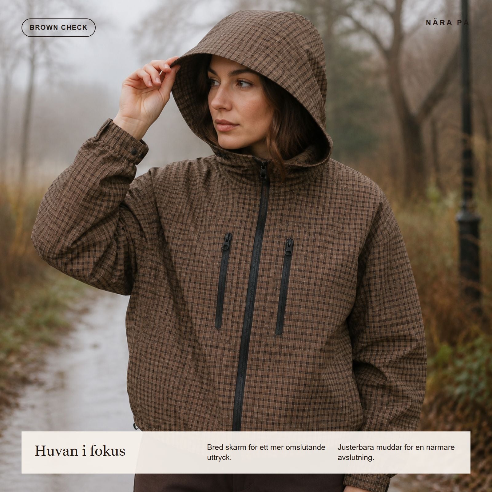 Bred huva på Brown Check regnjacka